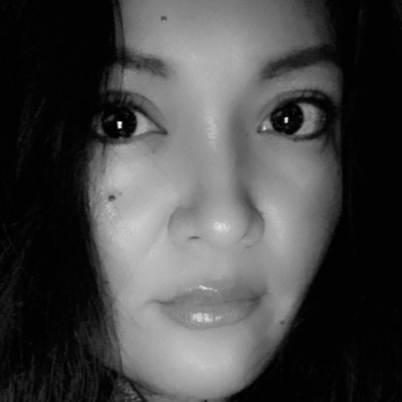 Meet your Posher, Cristy - Picture 1 of 1